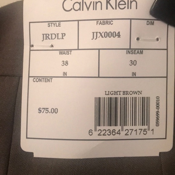 NWT Men’s flat front Calvin Klein Pants - Picture 3 of 3